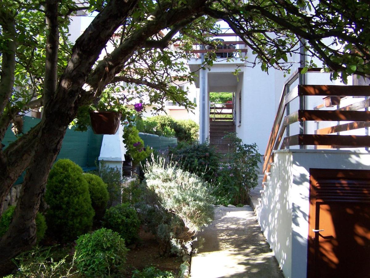 Apartments Sestan 노바야 외부 사진