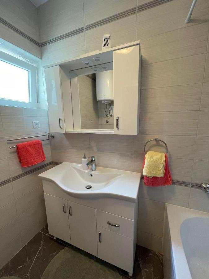 Apartments Sestan 노바야 외부 사진