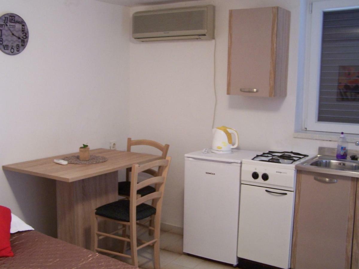 Apartments Sestan 노바야 외부 사진